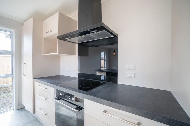 Photo of property in 42 Lombard Street, Palmerston North, 4410