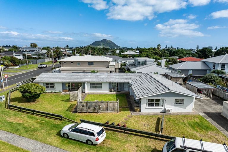 Photo of property in 25 Clyde Street, Mount Maunganui, 3116
