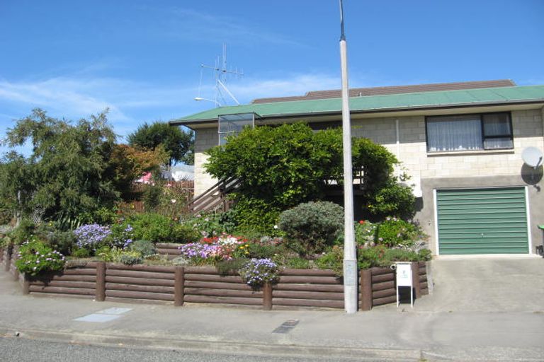 Photo of property in 2/2 Clifton Terrace, West End, Timaru, 7910