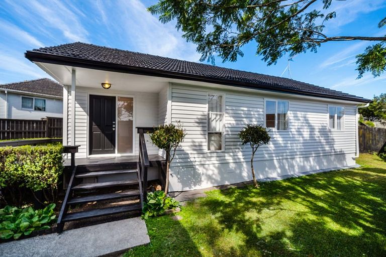Photo of property in 68 Seabrook Avenue, New Lynn, Auckland, 0600