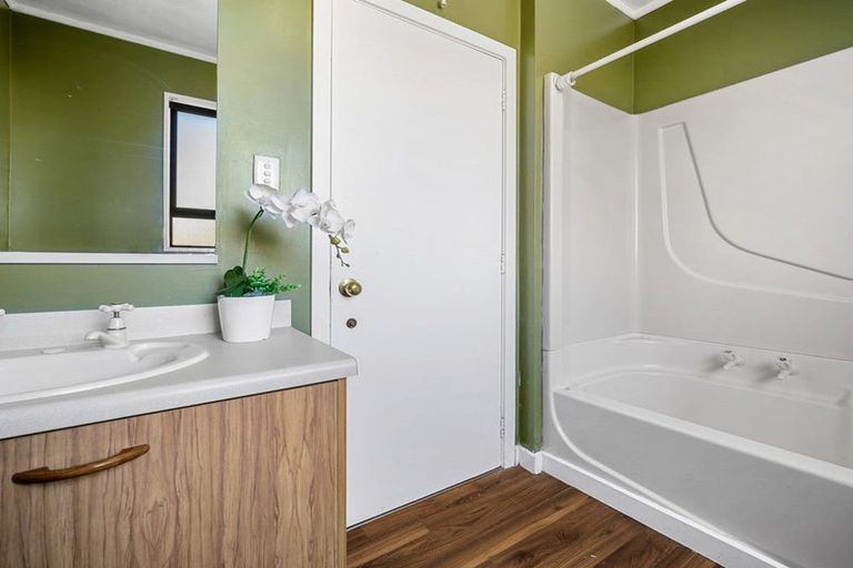 Photo of property in 19 Mathers Road, Hoon Hay, Christchurch, 8025