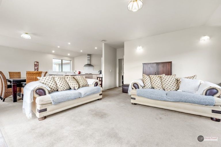 Photo of property in 10a Bracken Street, Wallaceville, Upper Hutt, 5018