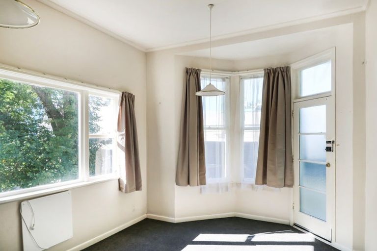 Photo of property in 10 Terrace Gardens, Te Aro, Wellington, 6011