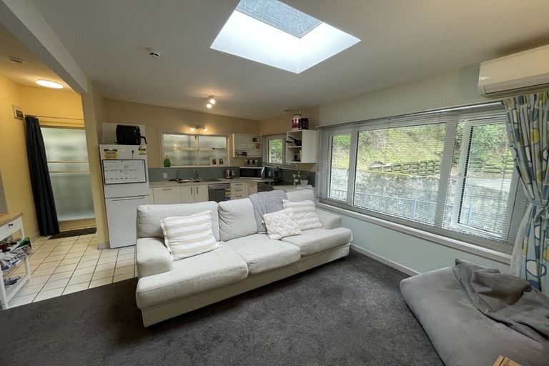 Photo of property in Parkland Flats, 12/51 Adams Terrace, Kelburn, Wellington, 6021