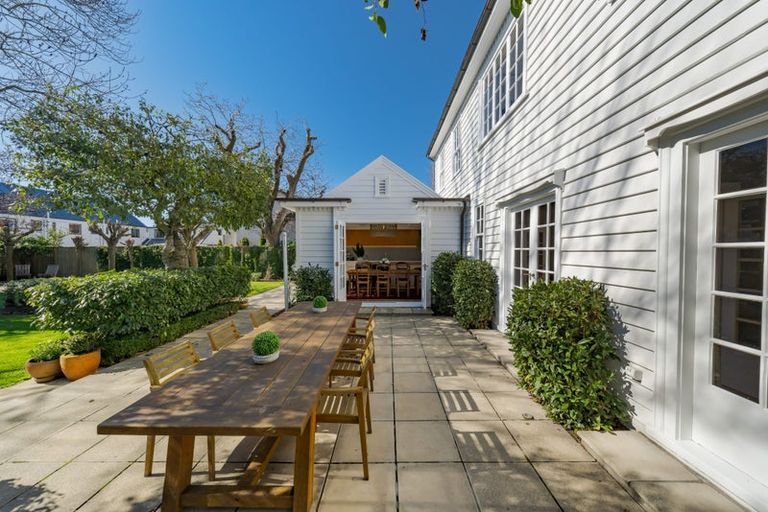 Photo of property in 21 Rastrick Street, Merivale, Christchurch, 8014
