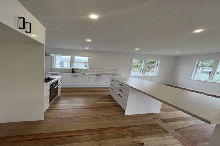 Photo of property in 72 Westminster Road, Wainuiomata, Lower Hutt, 5014