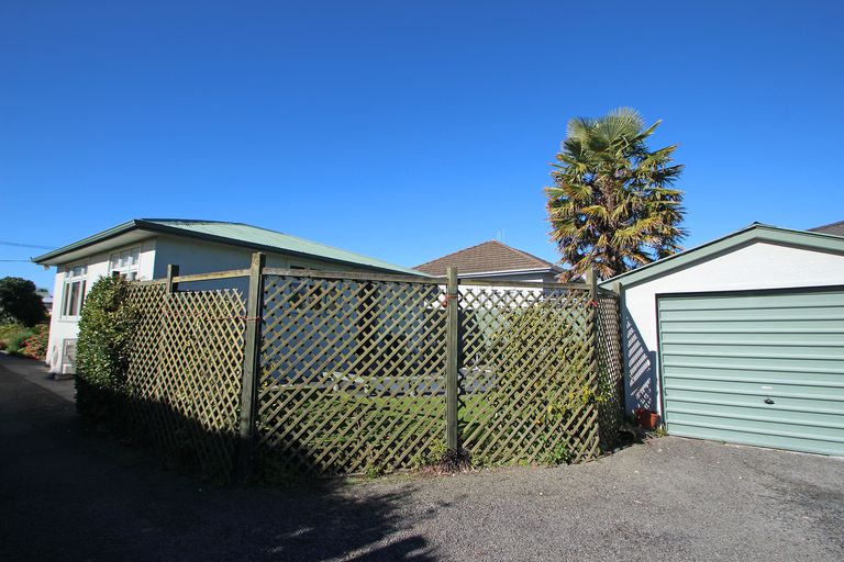 Photo of property in 14 Mersey Street, South Hill, Oamaru, 9400