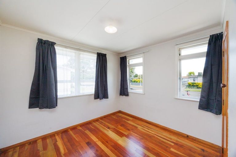 Photo of property in 74 Highbury Avenue, Highbury, Palmerston North, 4412