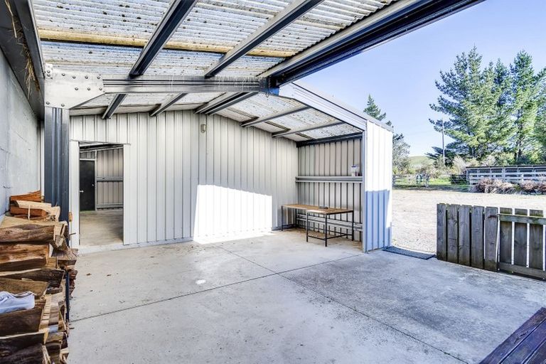 Photo of property in 2 Range Road, Waipawa, 4273