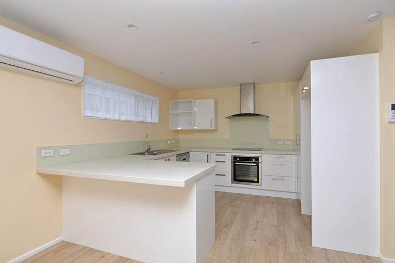 Photo of property in 37b Parkvale Road, Karori, Wellington, 6012