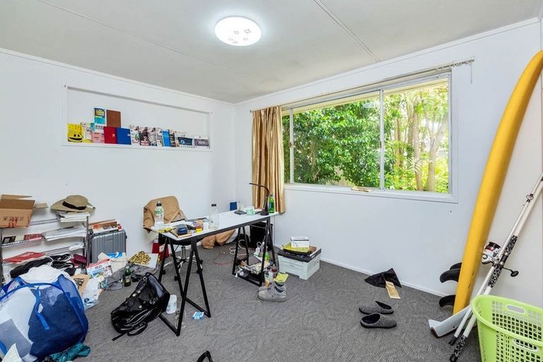 Photo of property in 30 Killarney Avenue, Torbay, Auckland, 0630