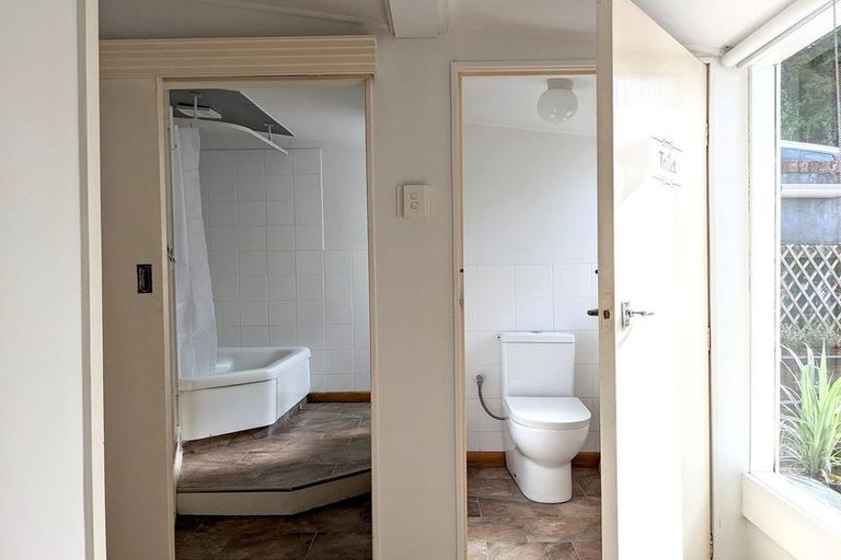 Photo of property in 3 Asquith Terrace, Brooklyn, Wellington, 6021