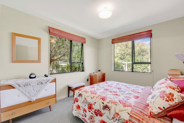 Photo of property in 10 Matai Place, Waikawa, Picton, 7220