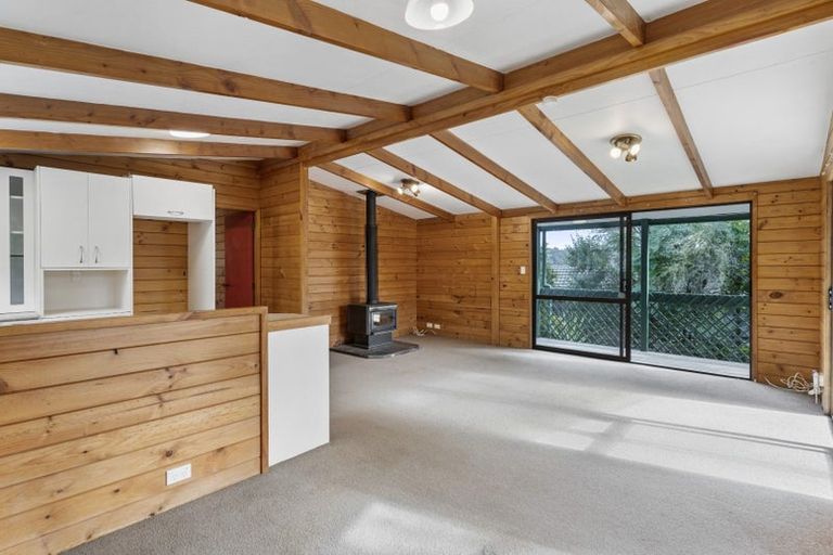 Photo of property in 22 Randal Place, Bayview, Auckland, 0629