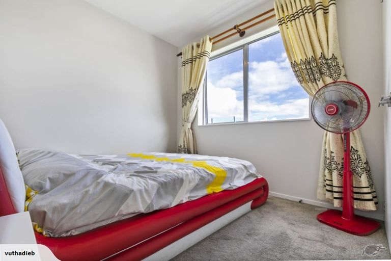 Photo of property in 20 Kingfisher Road, Silverdale, 0932