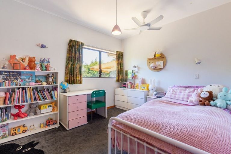 Photo of property in 15a Alexander Road, Raumati Beach, Paraparaumu, 5032