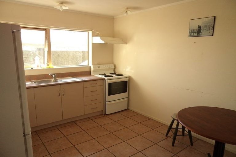 Photo of property in 12/5 Inverness Avenue, Hamilton East, Hamilton, 3216