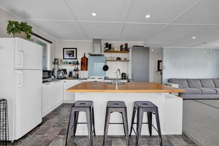 Photo of property in 7 Flint Road West, Stratford, 4332