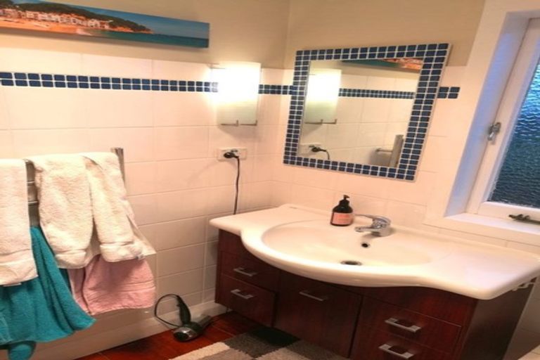 Photo of property in 94 Alfred Street, Onehunga, Auckland, 1061