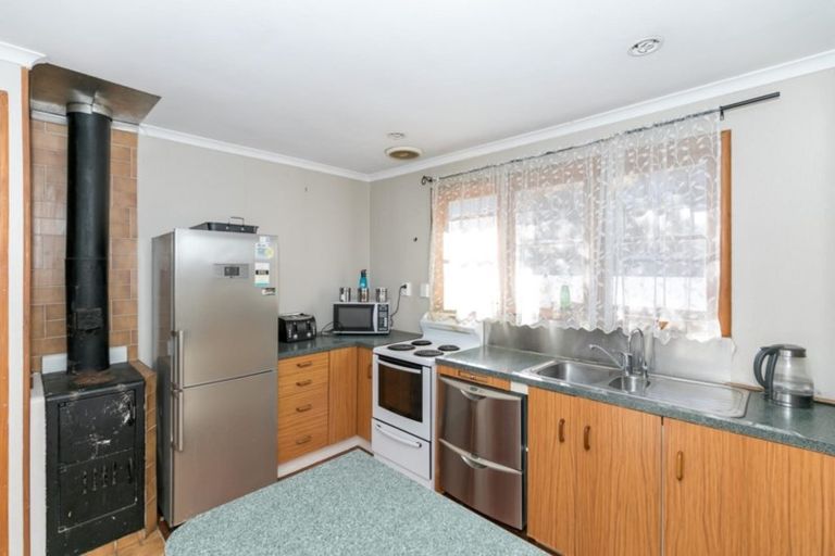 Photo of property in 15 Livingstone Avenue, Nawton, Hamilton, 3200