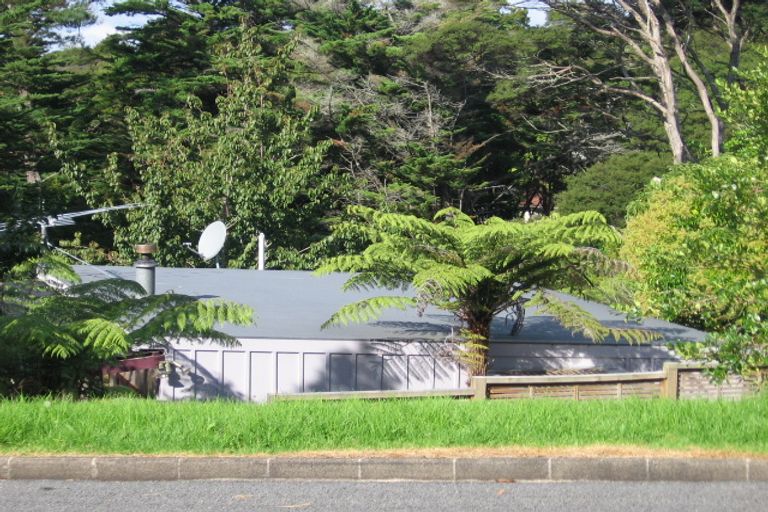 Photo of property in 5 Fairmount Road, Titirangi, Auckland, 0604