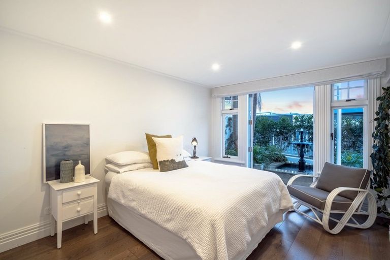 Photo of property in 8 Ring Terrace, Saint Marys Bay, Auckland, 1011