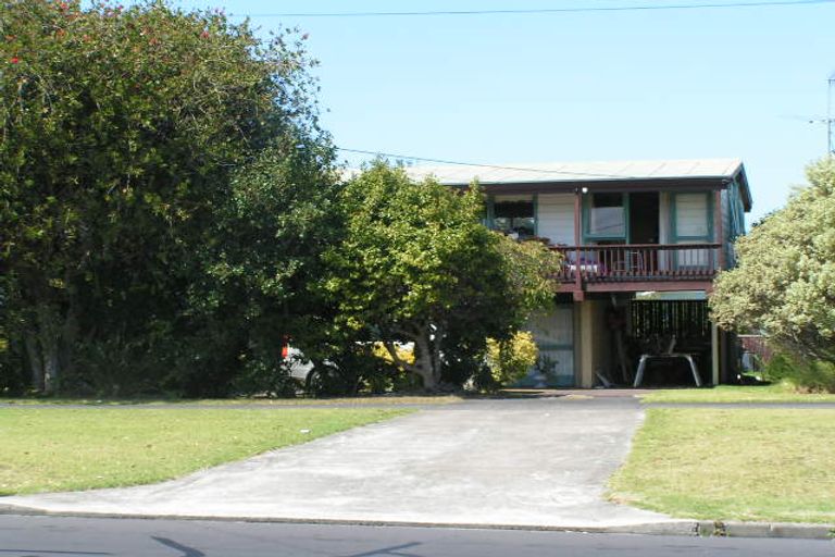 Photo of property in 243 Forrest Hill Road, Forrest Hill, Auckland, 0620