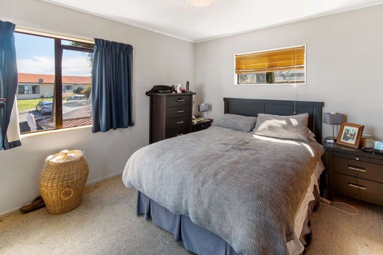 Photo of property in 16 Langwell Place, Papakowhai, Porirua, 5024