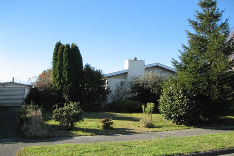 Photo of property in 4 Harling Avenue, Hillmorton, Christchurch, 8025