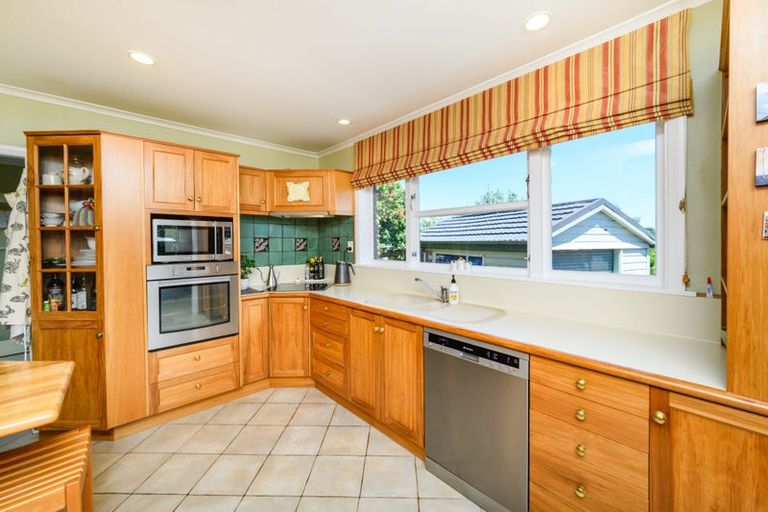 Photo of property in 26 Saint Albans Avenue, Hokowhitu, Palmerston North, 4410