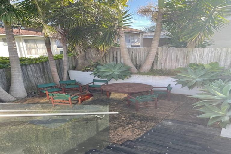 Photo of property in 1/4 Richards Avenue, Papatoetoe, Auckland, 2025