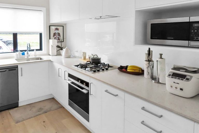 Photo of property in 7 Fitch Lane, Wallaceville, Upper Hutt, 5018