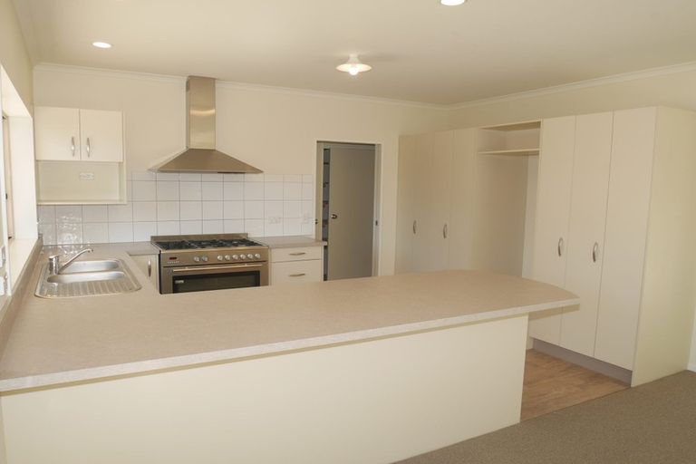 Photo of property in 120 Maui Pomare Road, Nikau Valley, Paraparaumu, 5032