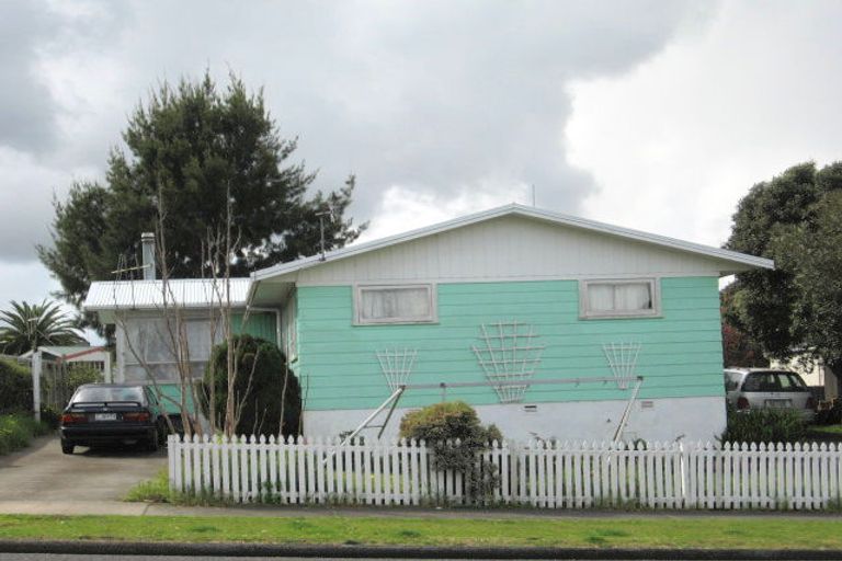 Photo of property in 30 Paramount Parade, Tikipunga, Whangarei, 0112