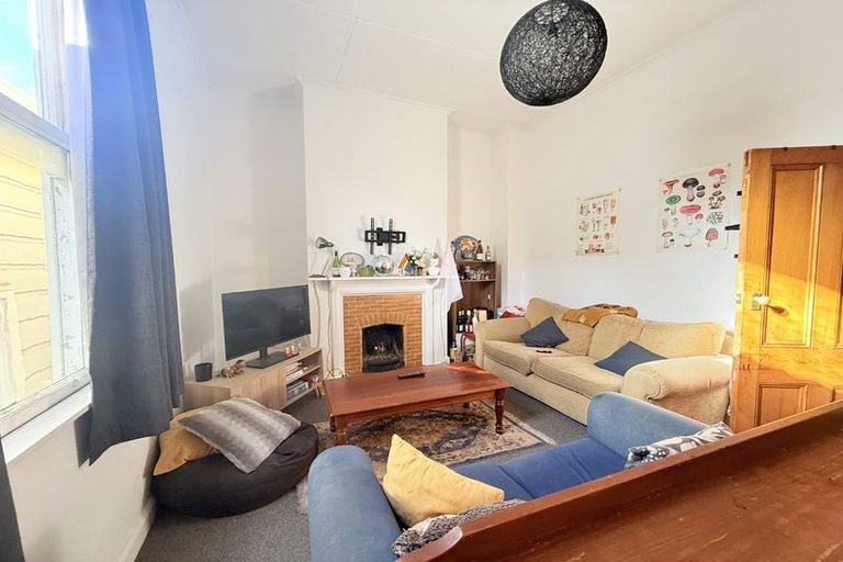 Photo of property in 20 Owen Street, Newtown, Wellington, 6021