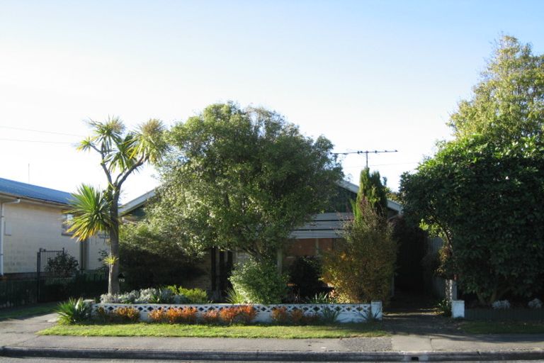 Photo of property in 110 Bower Avenue, New Brighton, Christchurch, 8083