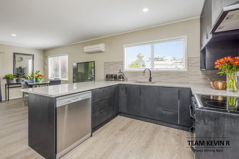 Photo of property in 94 Clevedon Road, Papakura, 2110