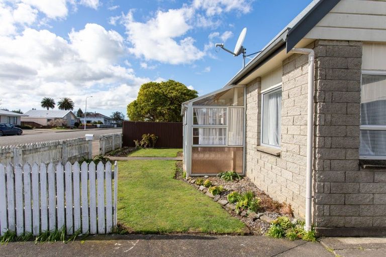 Photo of property in 18a Tennyson Street, Dannevirke, 4930