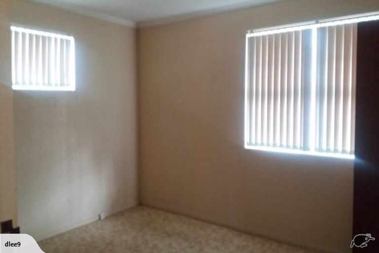 Photo of property in 24 Paradise Place, Milson, Palmerston North, 4414