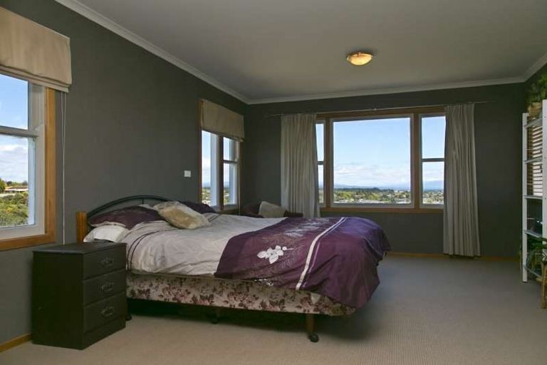 Photo of property in 9 Beachman Grove, Hilltop, Taupo, 3330