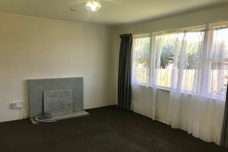 Photo of property in 1/36 Convair Crescent, Mangere, Auckland, 2022
