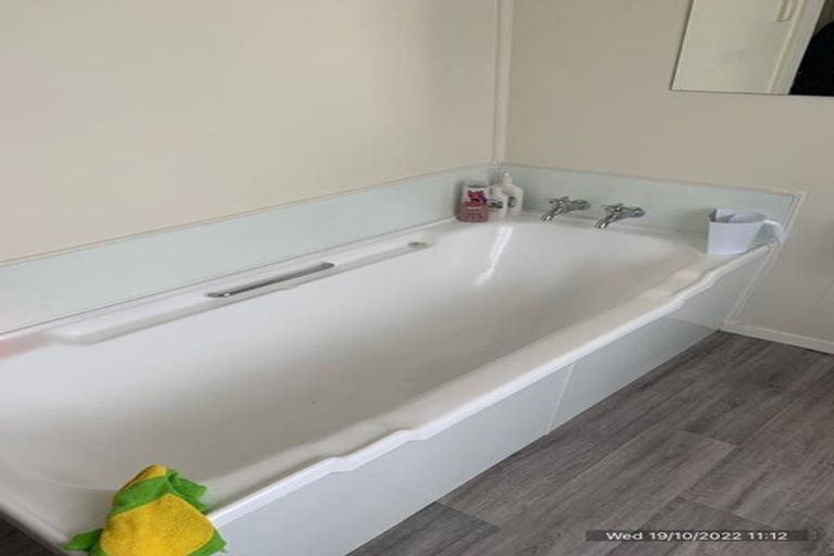 Photo of property in 44 Peel Street, Westport, 7825