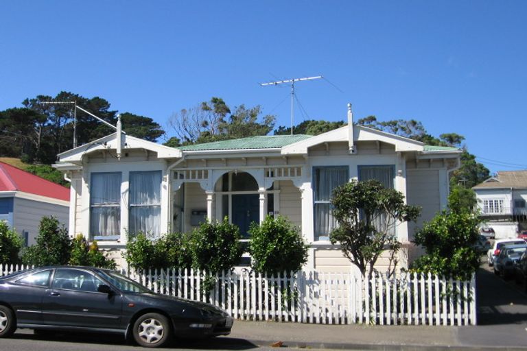 Photo of property in 39 Coromandel Street, Newtown, Wellington, 6021