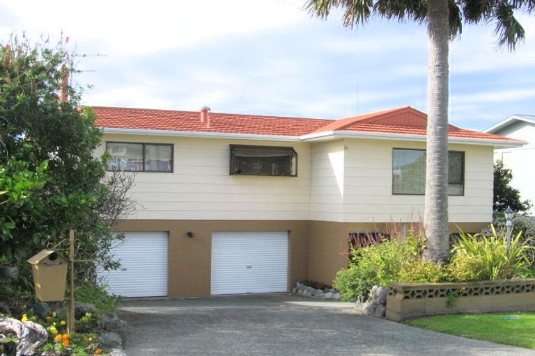 Photo of property in 6 Carmen Terrace, Snells Beach, 0920