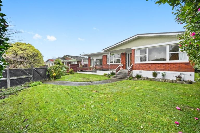 Photo of property in 16 Egmont Street, Chartwell, Hamilton, 3210