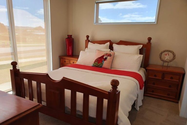 Photo of property in 35 Harriet Johnston Drive, Pokeno, 2402