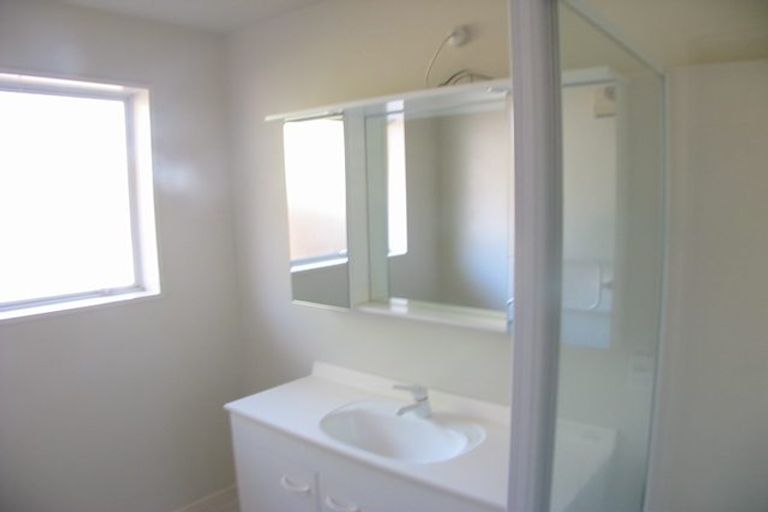 Photo of property in 6 Malthouse Lane, Heathcote Valley, Christchurch, 8022