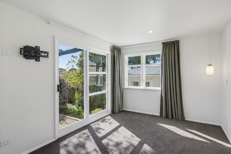 Photo of property in 23 Tui Road, Raumati Beach, Paraparaumu, 5032