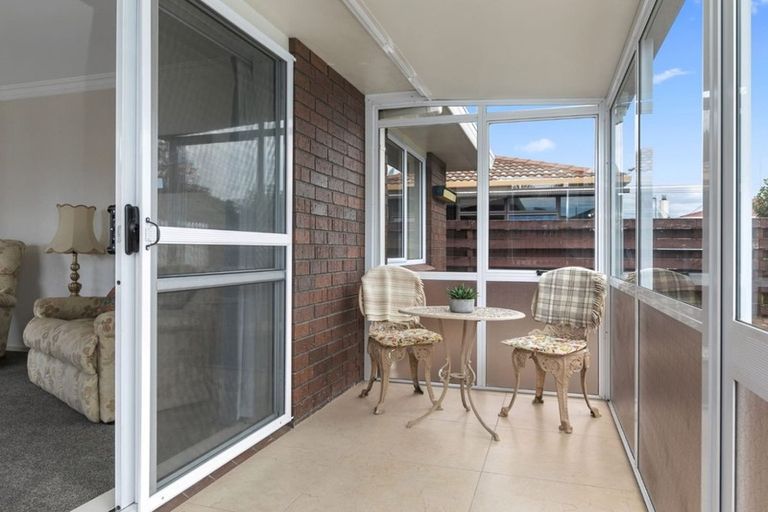 Photo of property in 2/110 Chadwick Road, Greerton, Tauranga, 3112