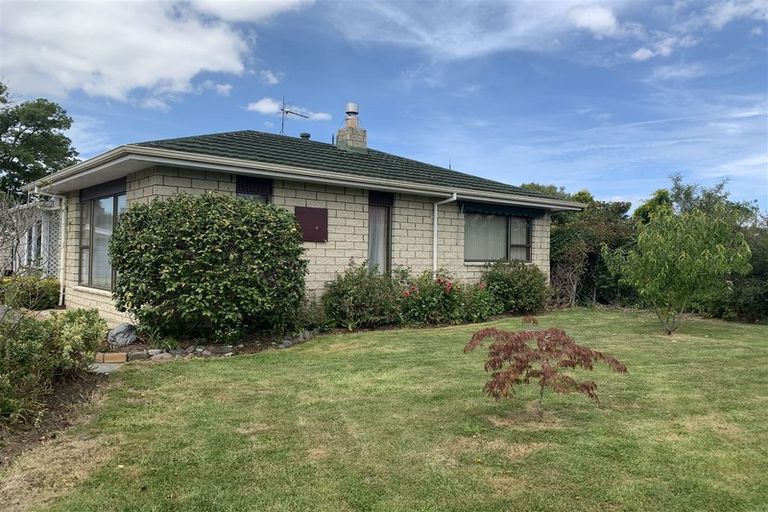 Photo of property in 9 Luxton Place, Rangiora, 7400